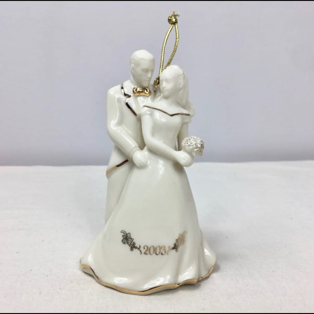 Lenox bride and groom 2003